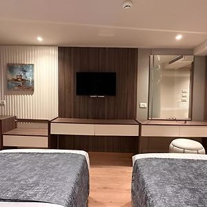 Triple Room Private Bathroom